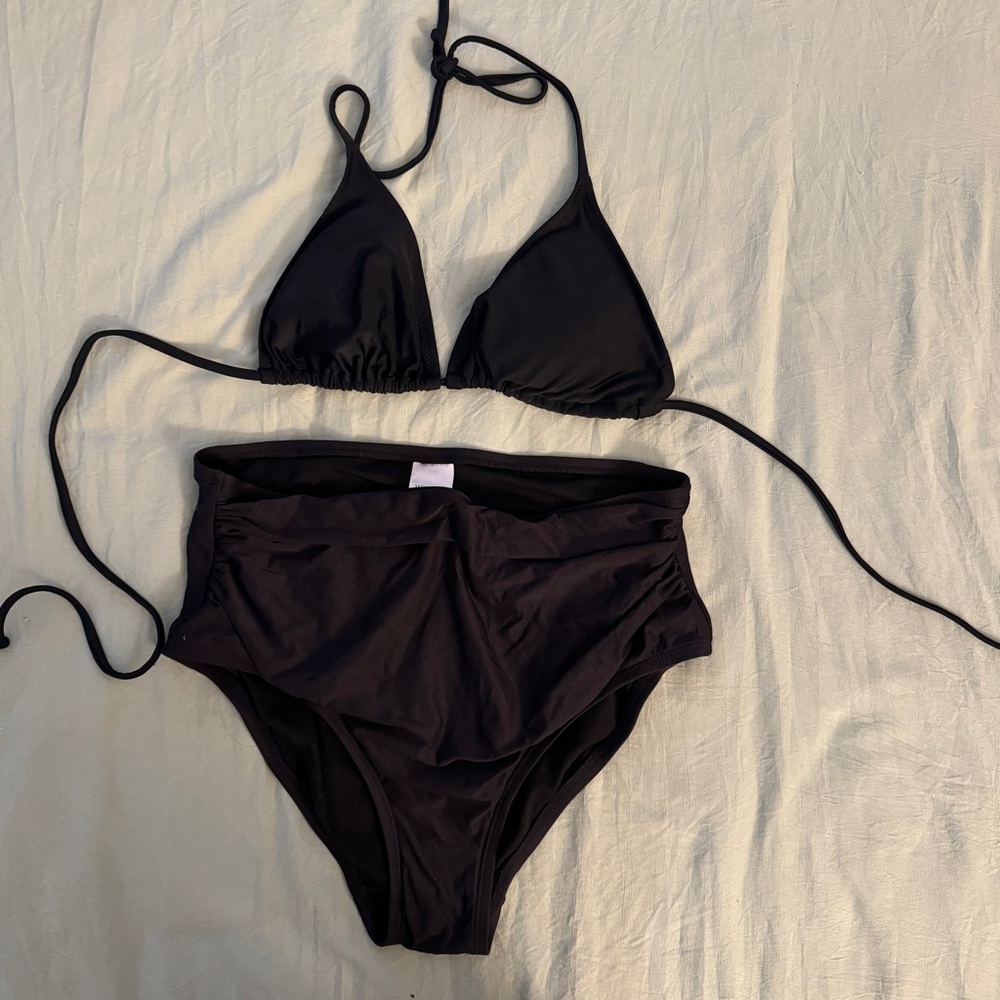 High waisted black bikini set